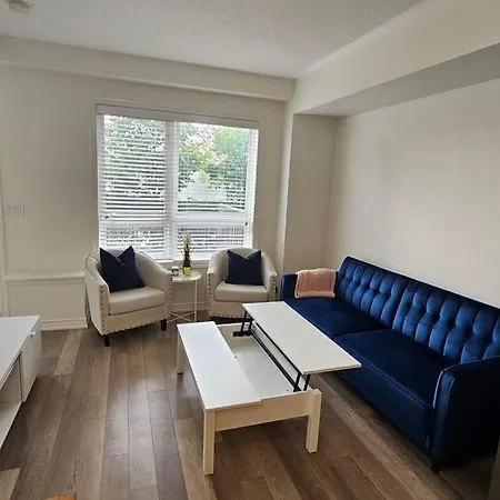 Entire 2 Bedroom Townhouse In Toronto!